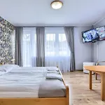 Rezydencja Karnat I I Ii Отель Карпач
