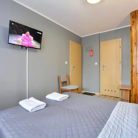 Rezydencja Karnat I I Ii Отель *