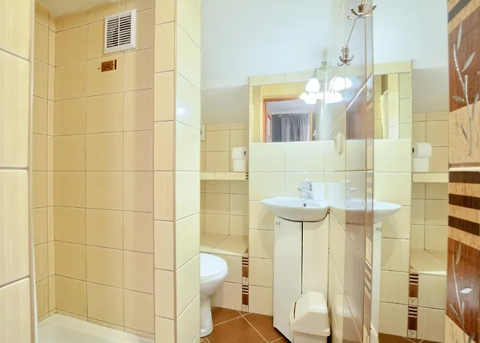 Rezydencja Karnat I I Ii Отель *