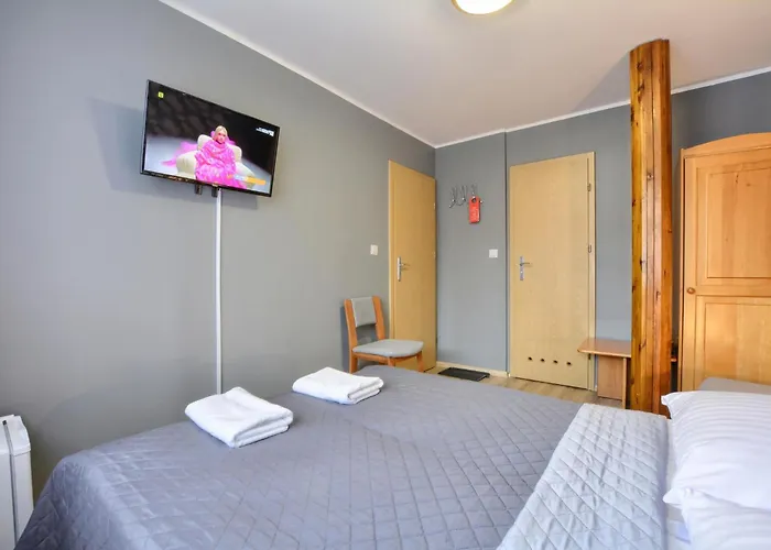 Rezydencja Karnat I I Ii Отель *