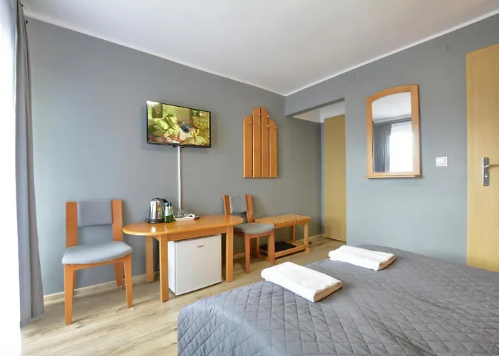 Hotel Rezydencja Karnat I I Ii *