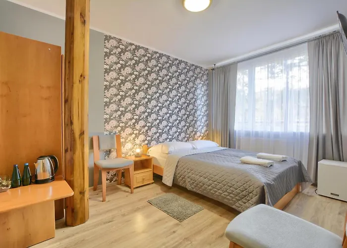 Hotel Rezydencja Karnat I I Ii *